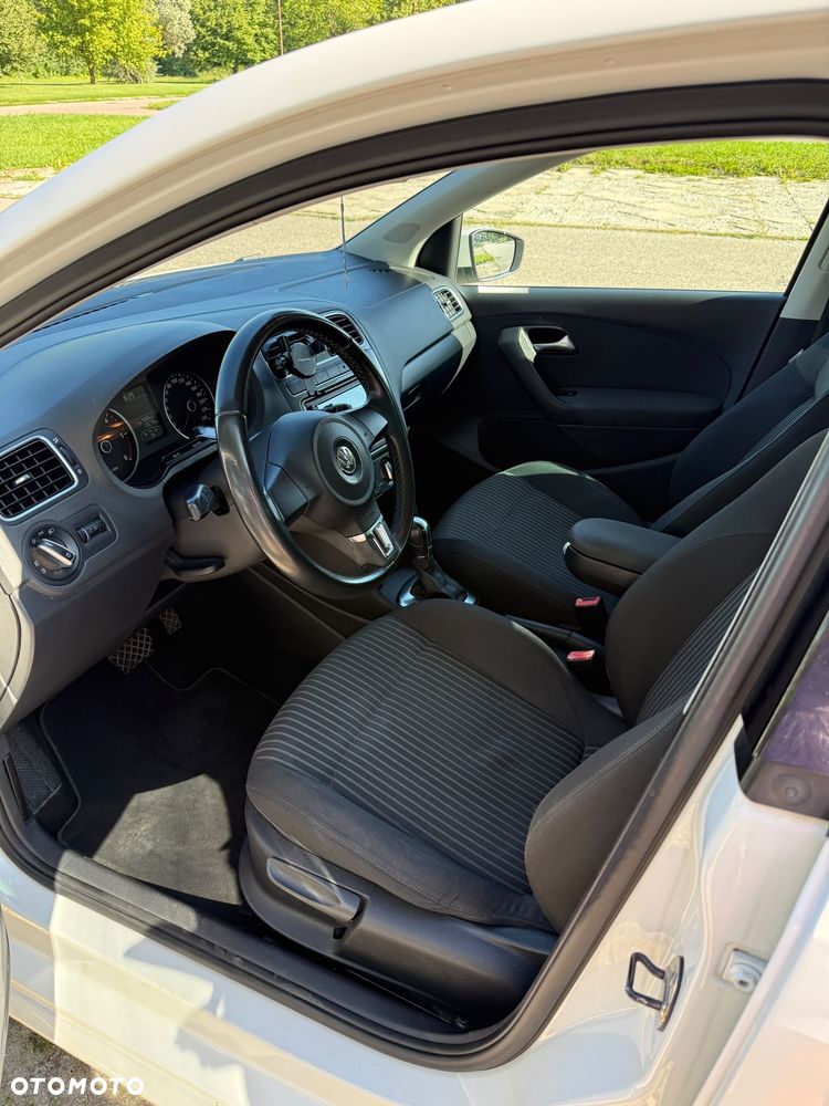 Volkswagen Polo - 7