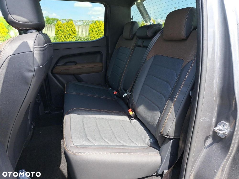 Volkswagen Amarok - 27