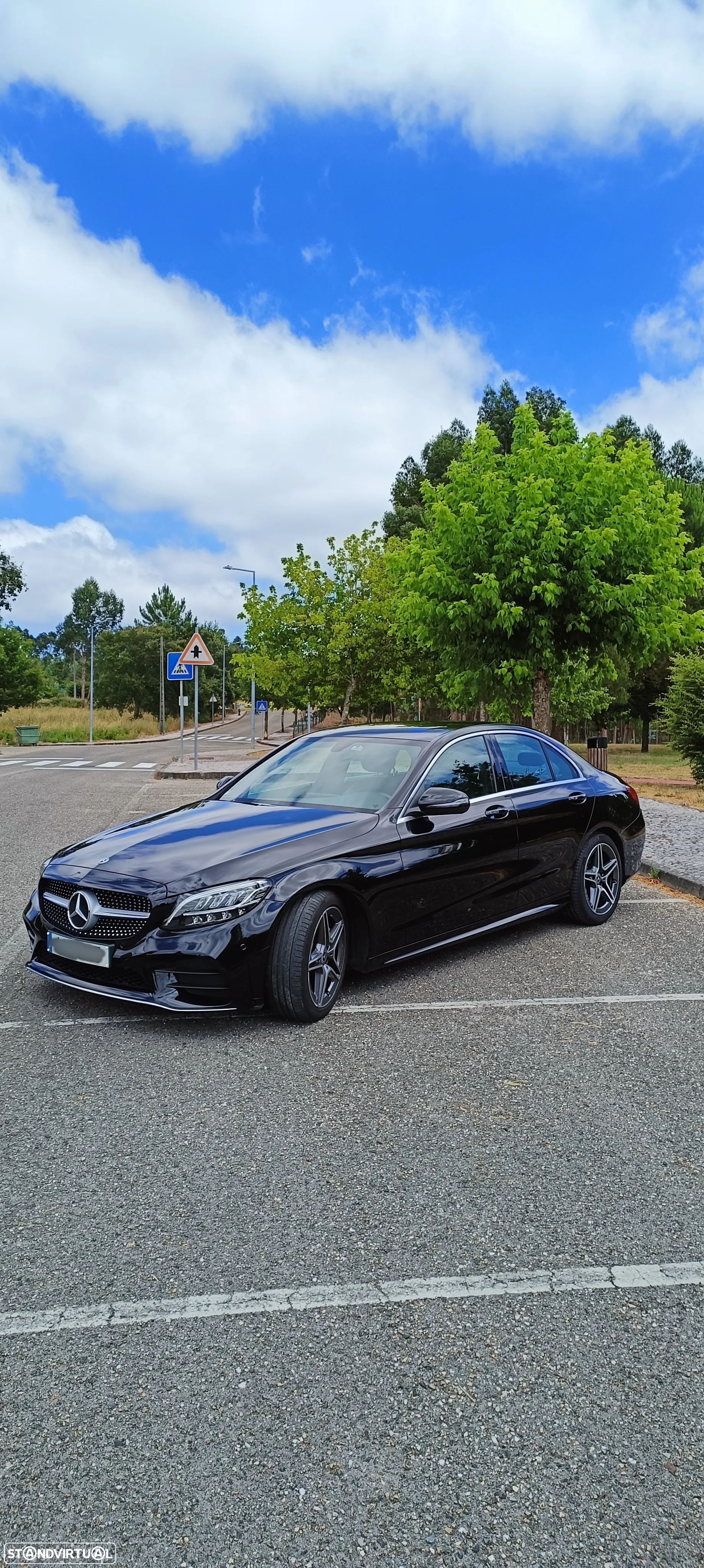 Mercedes-Benz C 220 d AMG Line - 1