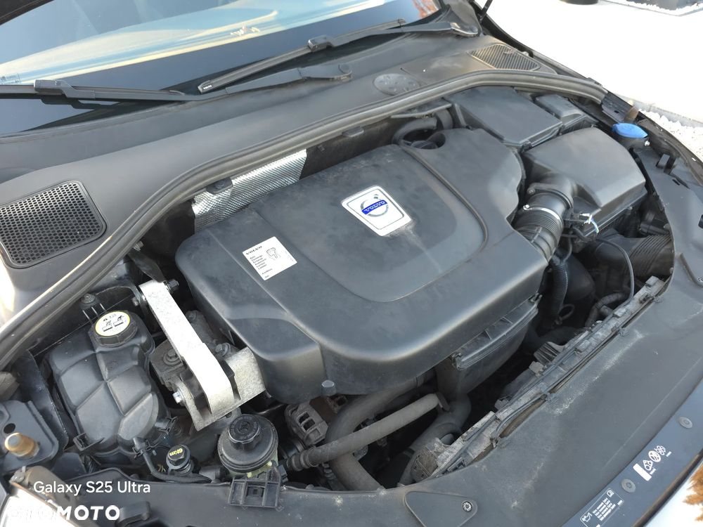 Volvo V60 D3 Momentum - 38