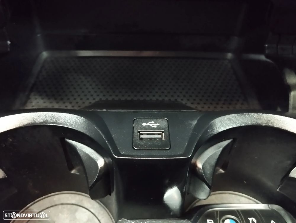 BMW 330 e Auto - 39