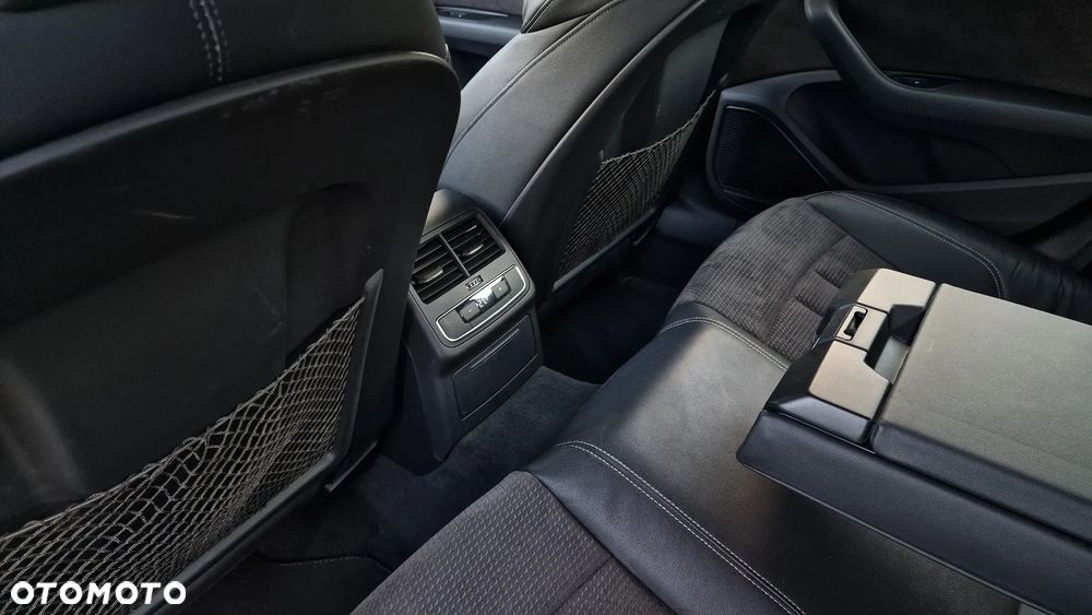 Audi A5 Sportback 40 TDI quattro S tronic S line - 29