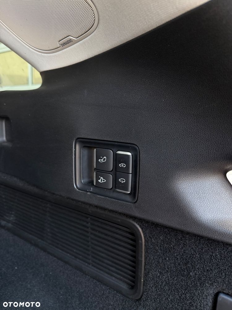 XPeng G9 AWD Performance - 11