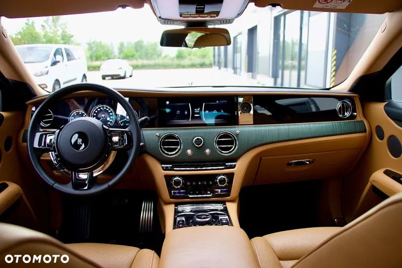 Rolls-Royce Ghost Standard - 8