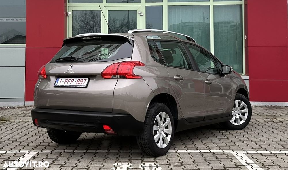 Peugeot 2008 - 5