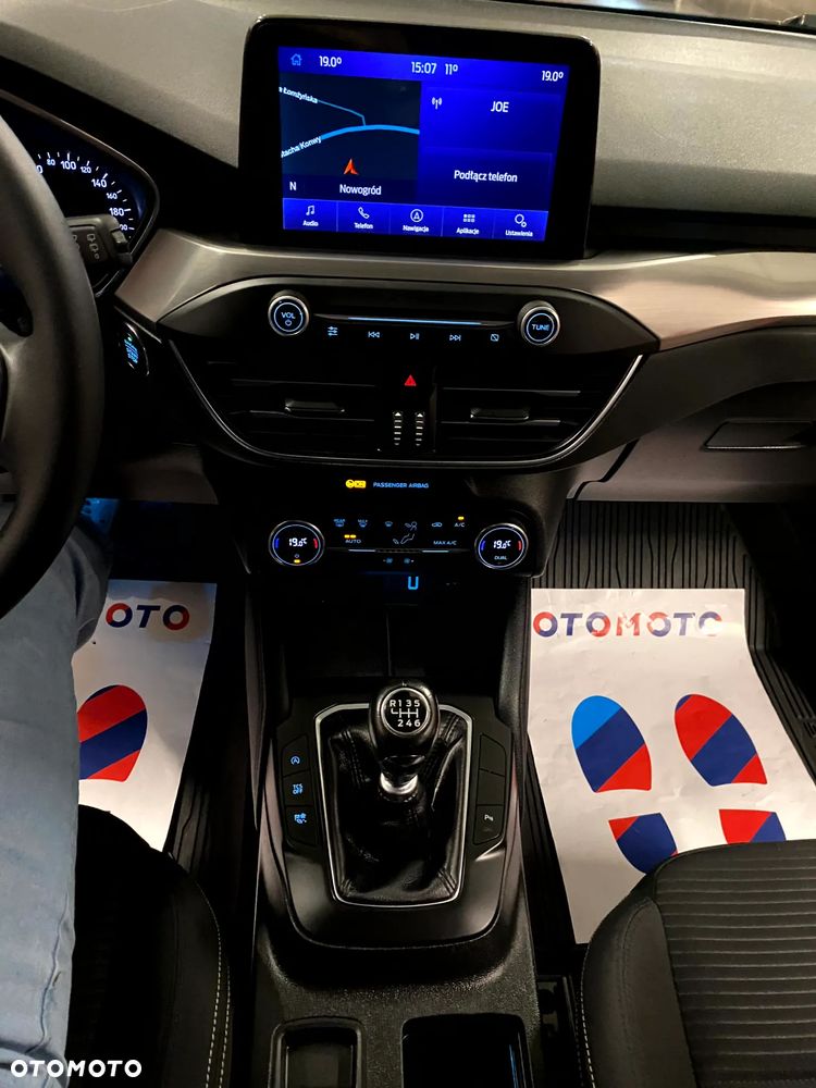 Ford Focus 1.5 EcoBlue Start-Stopp-System COOL&CONNECT DESIGN - 15