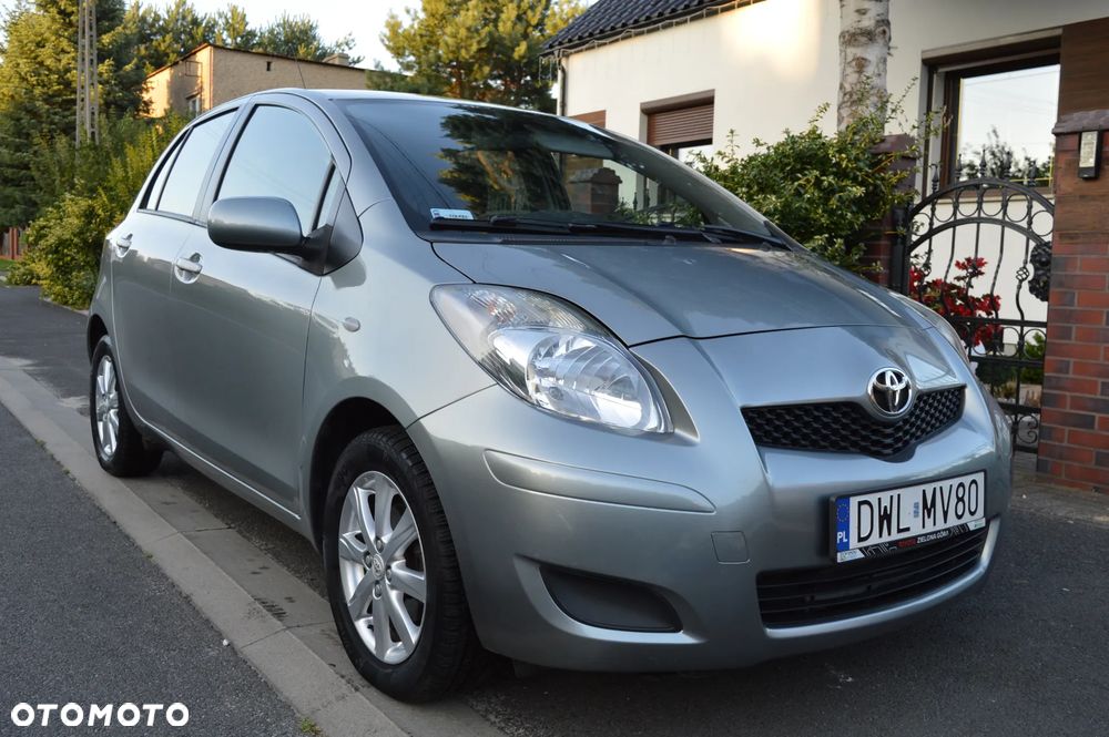 Toyota Yaris - 2