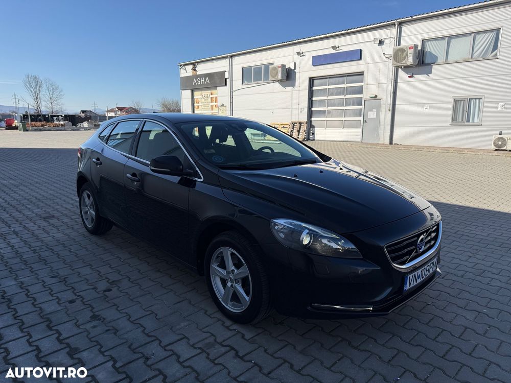 Volvo V40 D2 Summum - 37