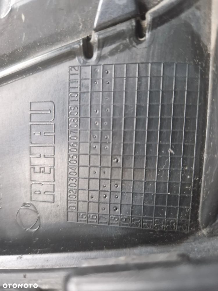 Audi A3 8V Lift Kratka Zderzaka Lewa Lakier - 4