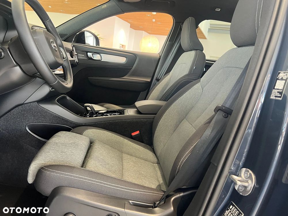 Volvo XC 40 - 22