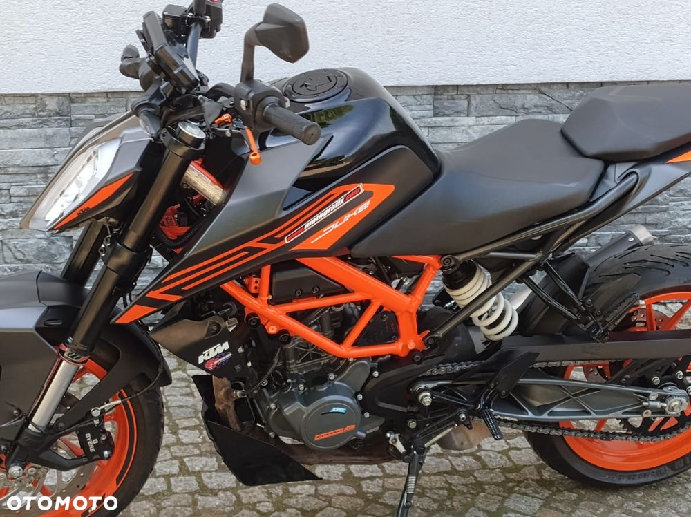 KTM Duke 125 - 12