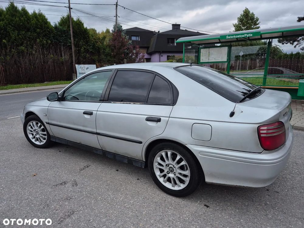 Honda Accord 1.8i S - 2