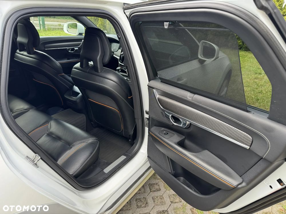 Volvo V90 Cross Country D4 AWD Ocean Race - 20
