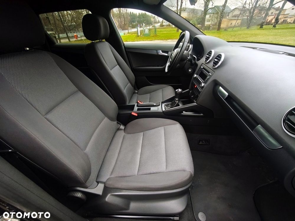 Audi A3 Sportback 1.2 TFSI Attraction - 32