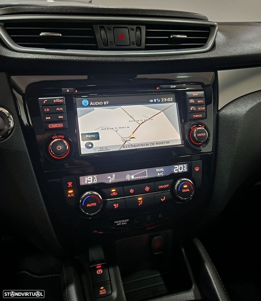 Nissan Qashqai 1.5 dCi N-Connecta - 12