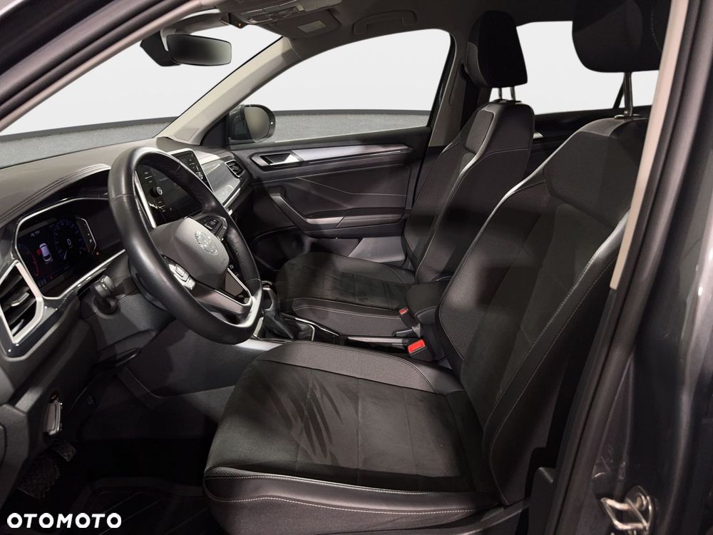 Volkswagen T-Roc - 15