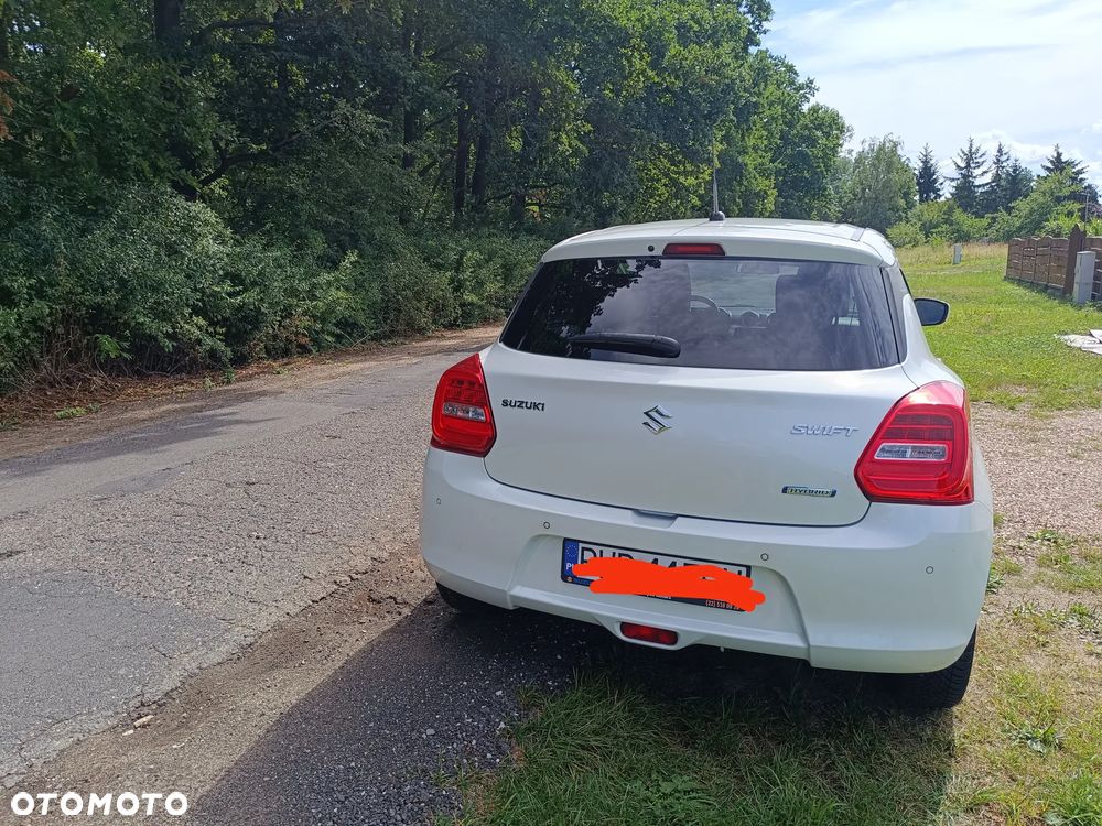 Suzuki Swift 1.2 Dualjet Hybrid Allgrip Comfort - 2