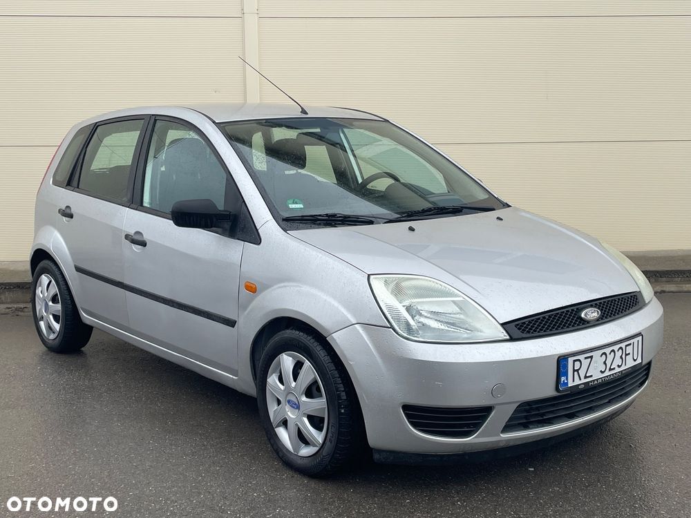 Ford Fiesta - 2