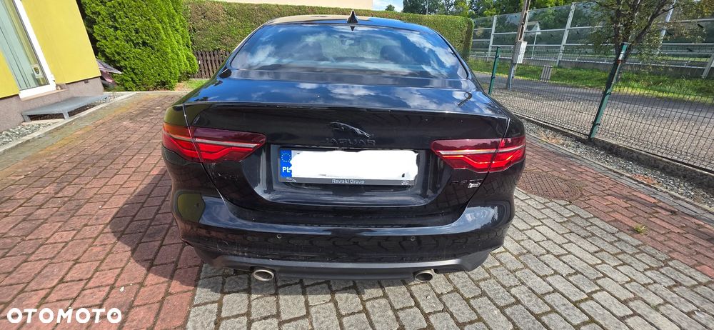 Jaguar XE 2.0 P300 AWD R-Dynamic Black - 7