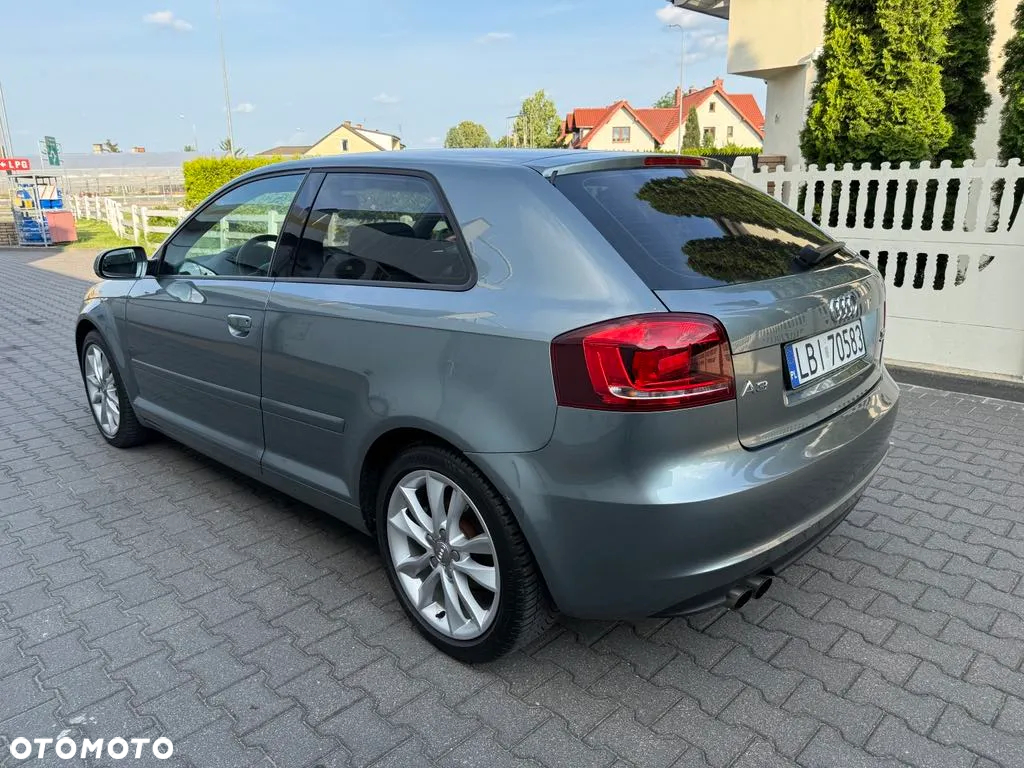 Audi A3 2.0 TDI DPF Quattro Attraction - 4