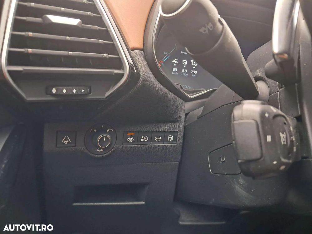 DS Automobiles DS 7 Crossback - 6