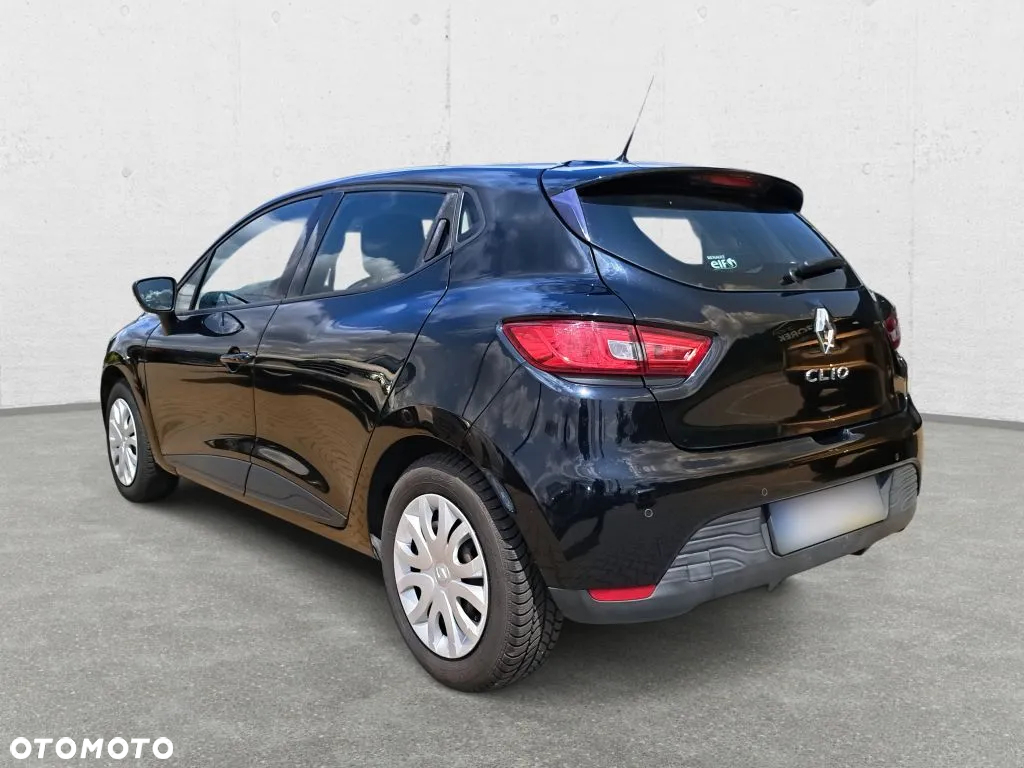 Renault Clio 1.2 16V Alize - 7