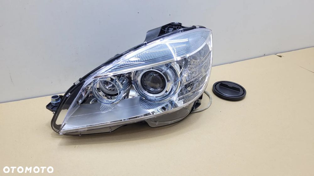 MERCEDES W204 CLC CL203 LAMPA REFLEKTOR BI-XENON PRZÓD PRZEDNI LEWY NOWA TYC - 3