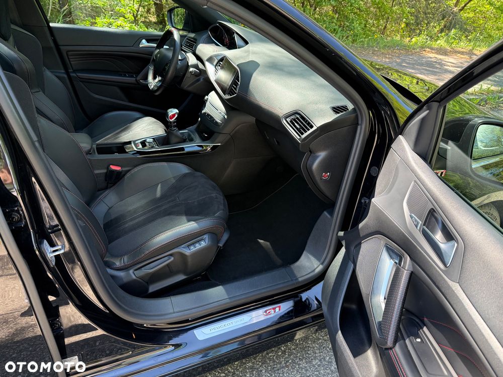 Peugeot 308 GTi by Sport - 32