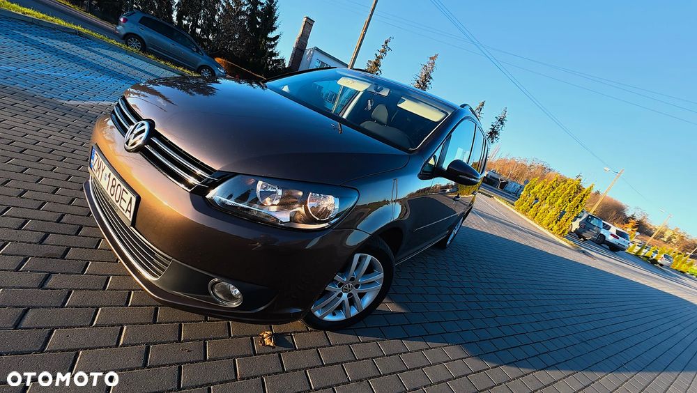 Volkswagen Touran 1.6 TDI DPF BlueMotion Technology DSG Highline - 1