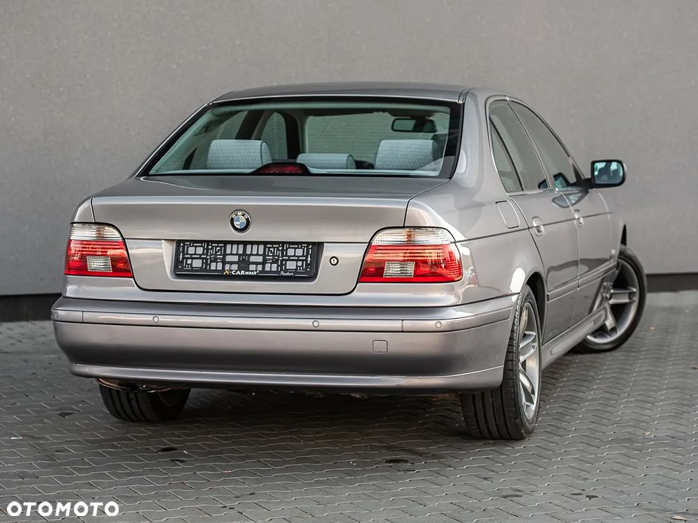 BMW Seria 5 - 12
