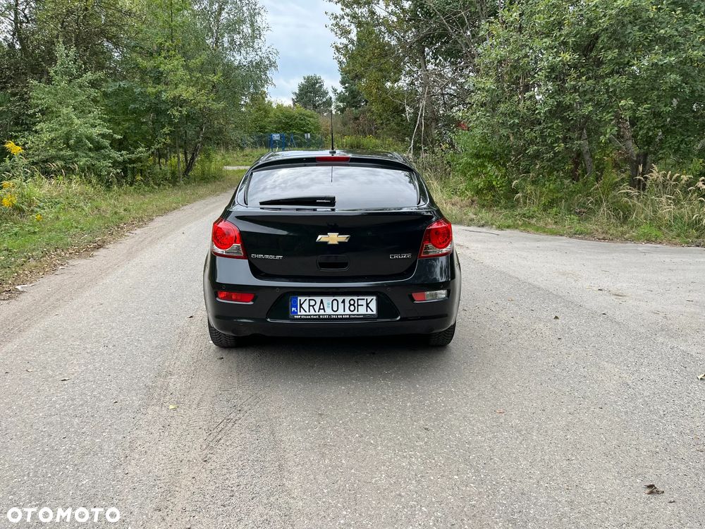 Chevrolet Cruze 1.6 LT - 9