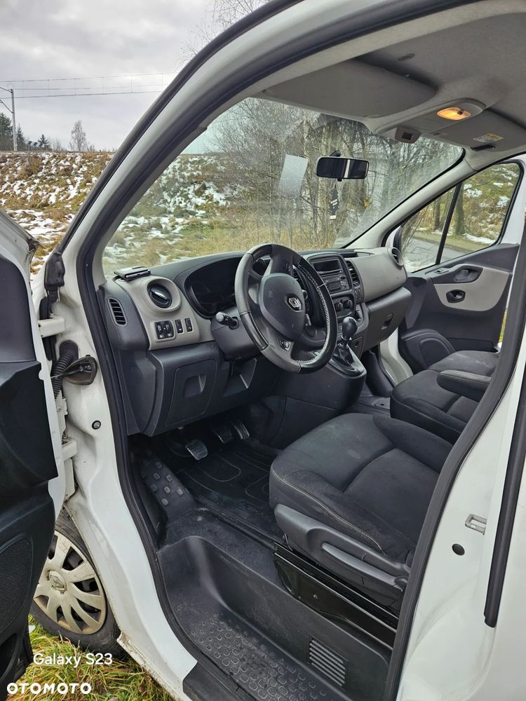 Renault Trafic 1.6 dCi - 9