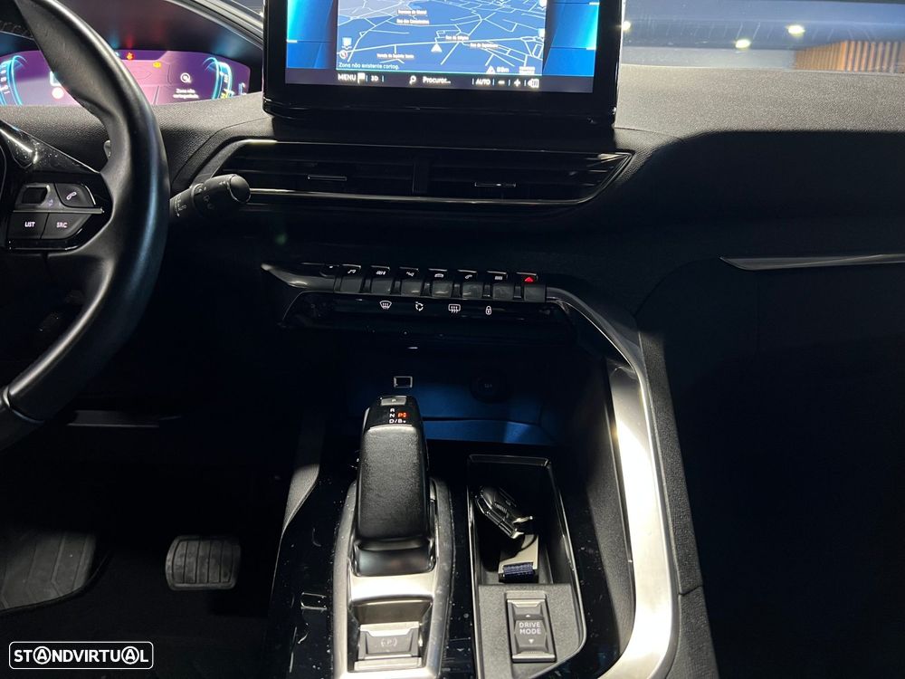 Peugeot 3008 1.6 Hybrid Allure Pack e-EAT8 - 25