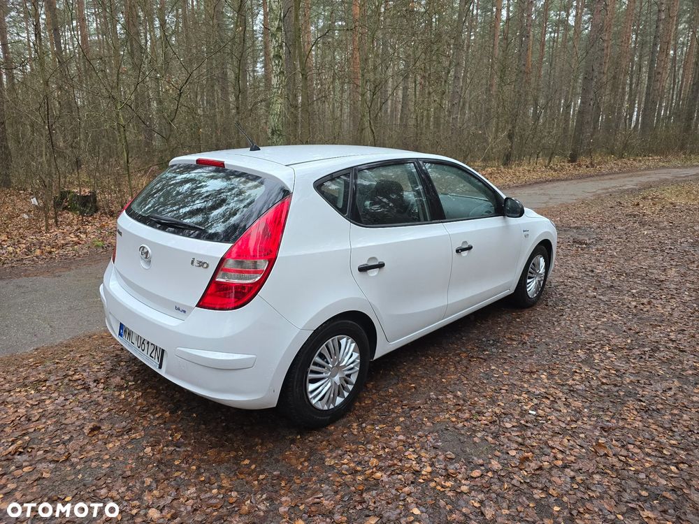 Hyundai i30 1.4 Blue Comfort - 3