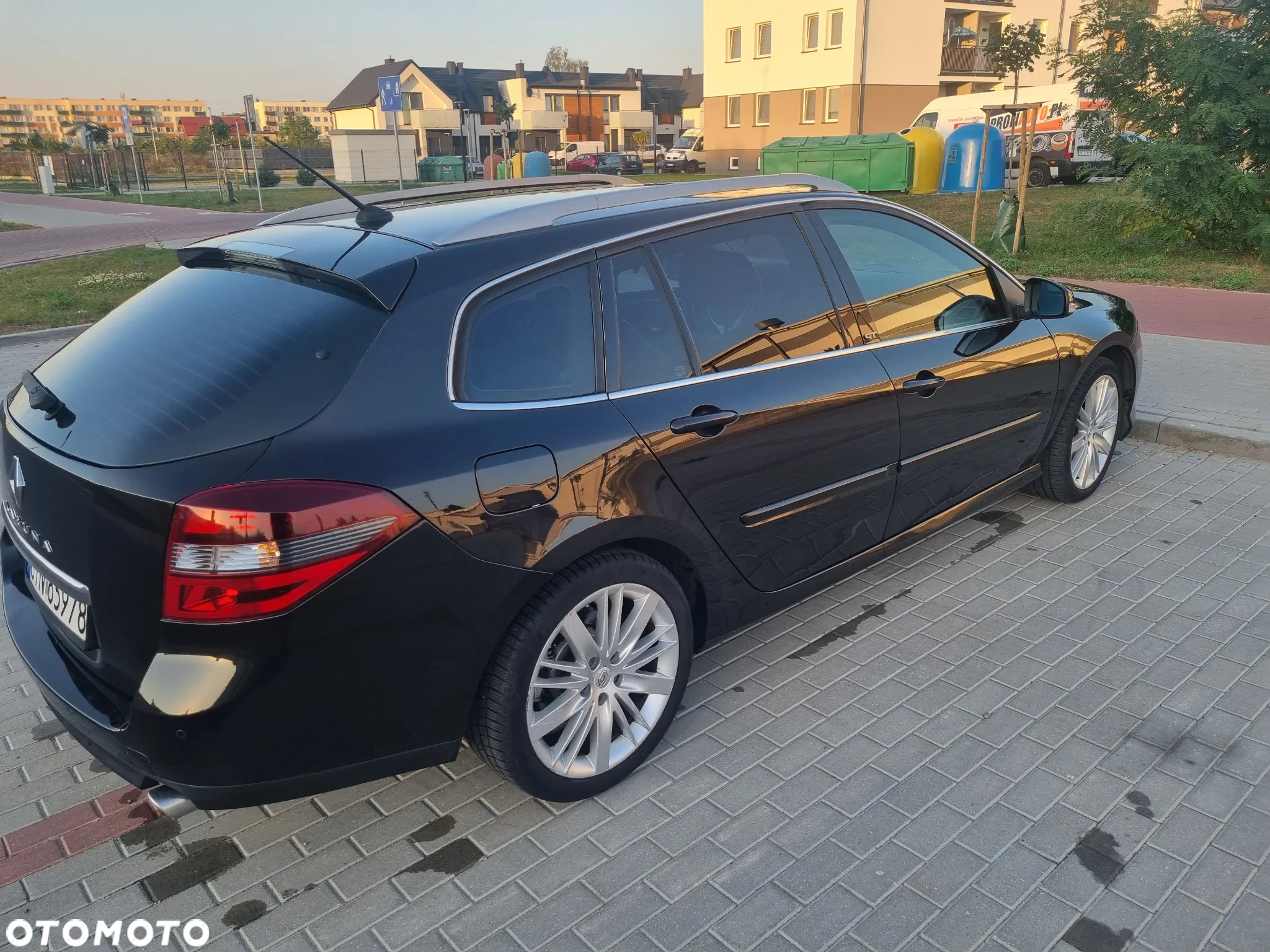 Renault Laguna 2.0 dCi Black Edition - 3