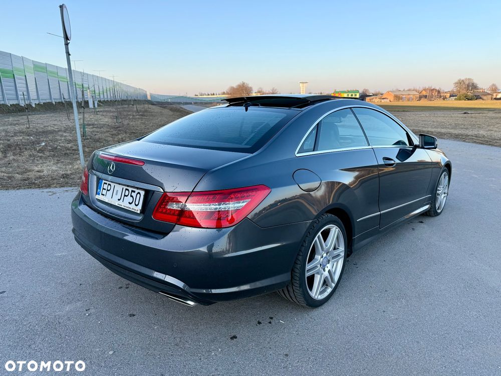 Mercedes-Benz Klasa E - 4