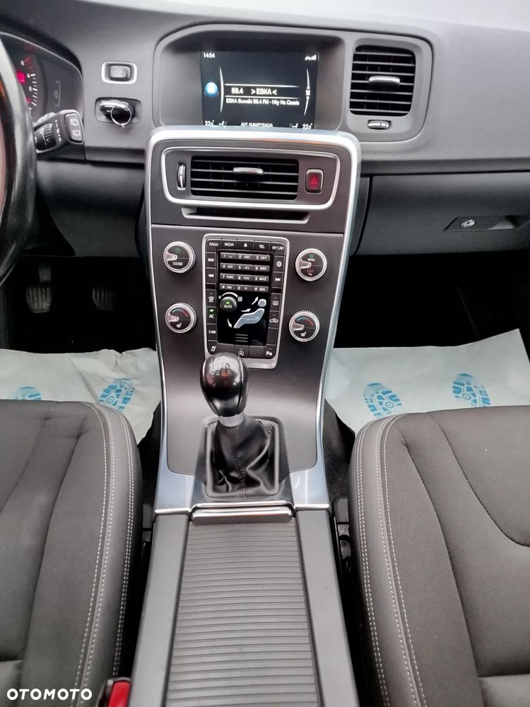 Volvo V60 D3 Business Edition - 12