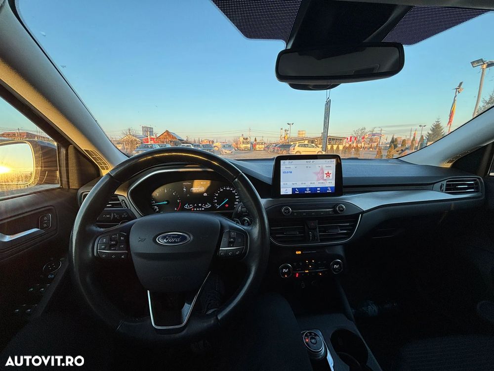 Ford Focus 1.5 EcoBlue Active - 8