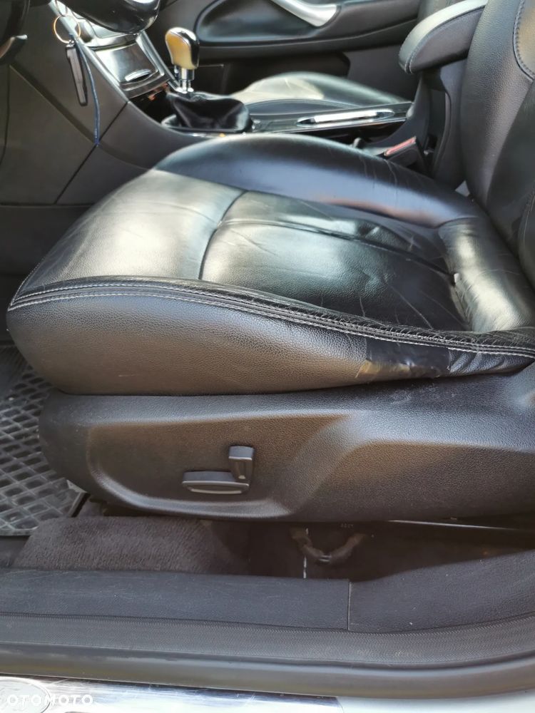 Ford Mondeo 2.0 TDCi Ghia - 9