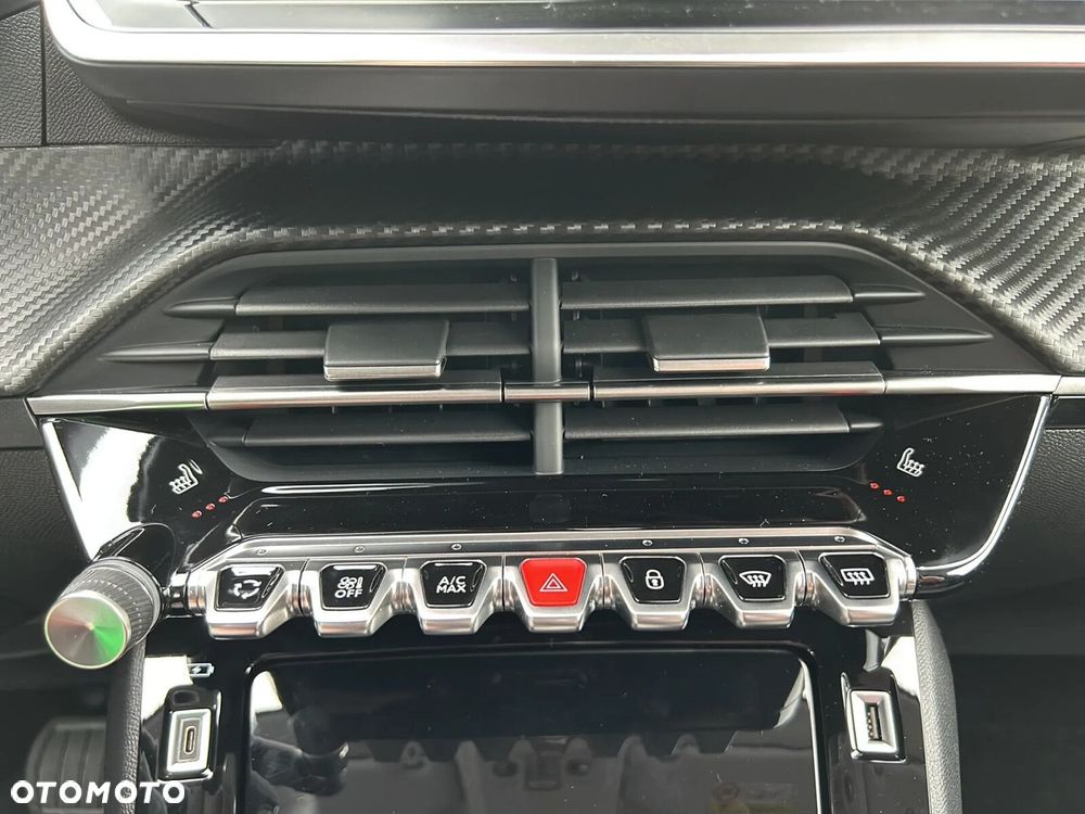 Peugeot 208 1.2 PureTech Active S&S EAT8 - 29
