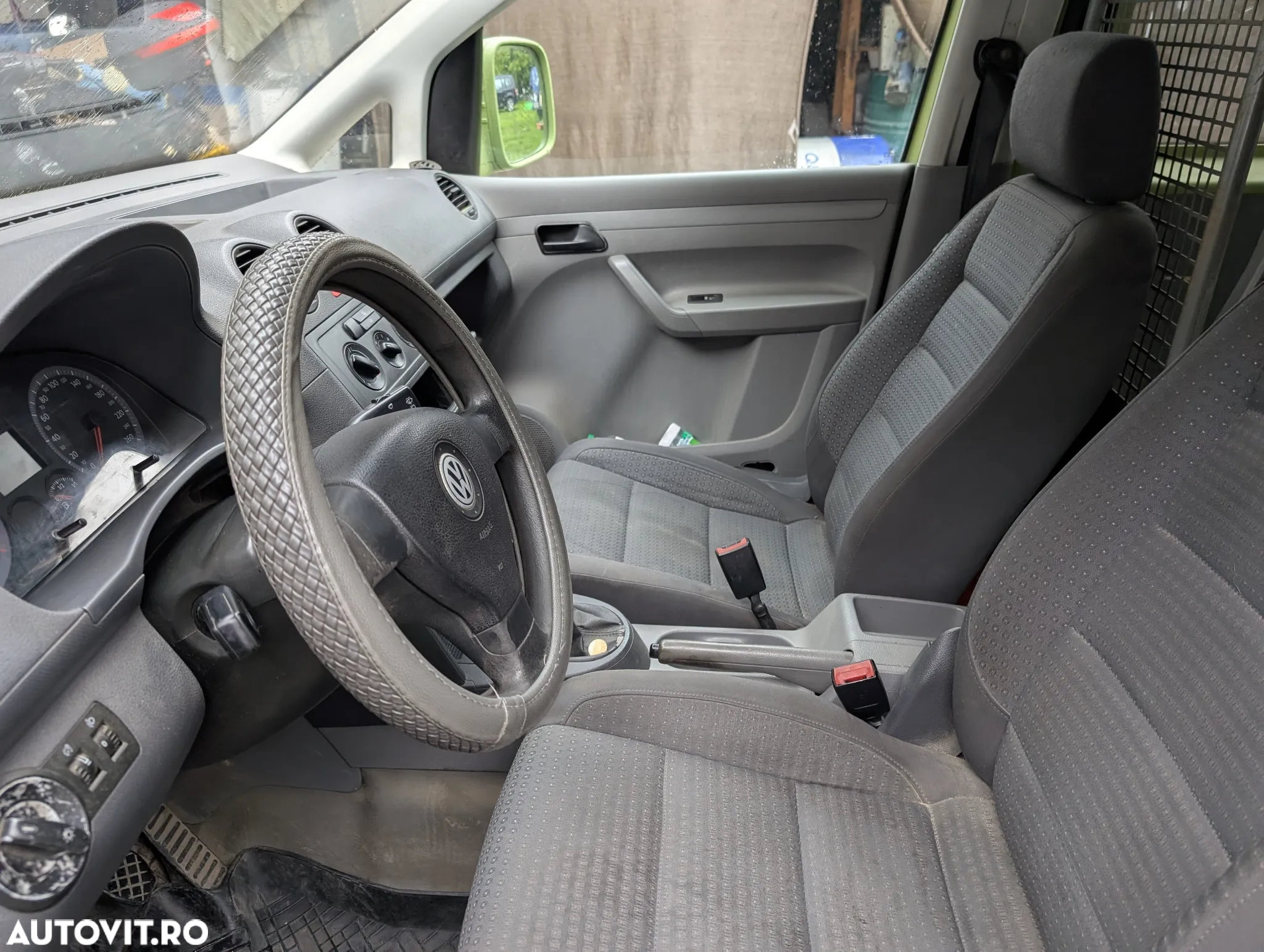 Volkswagen Caddy - 8