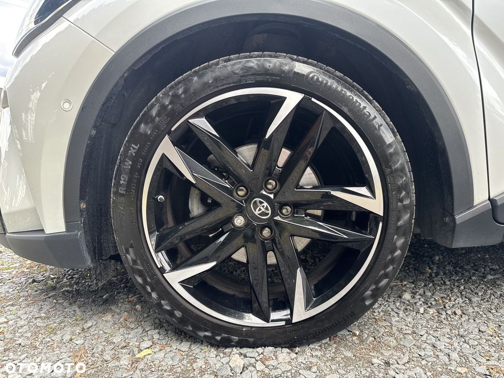 Toyota C-HR 1.8 Hybrid GPF GR Sport - 29