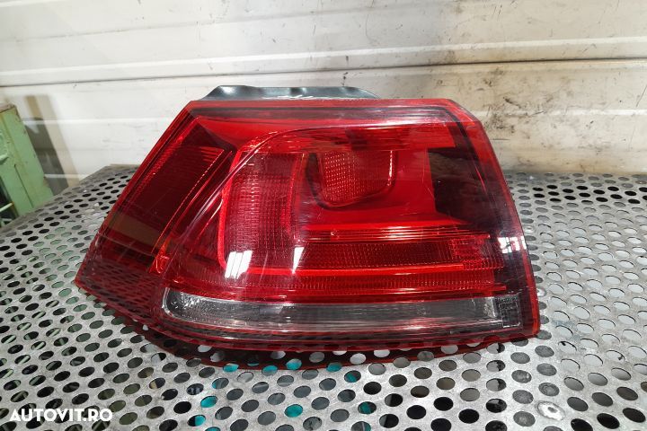 Lampa / Tripla stop stanga pe aripa 5G0945095M 5G0945095M Volkswagen - 1