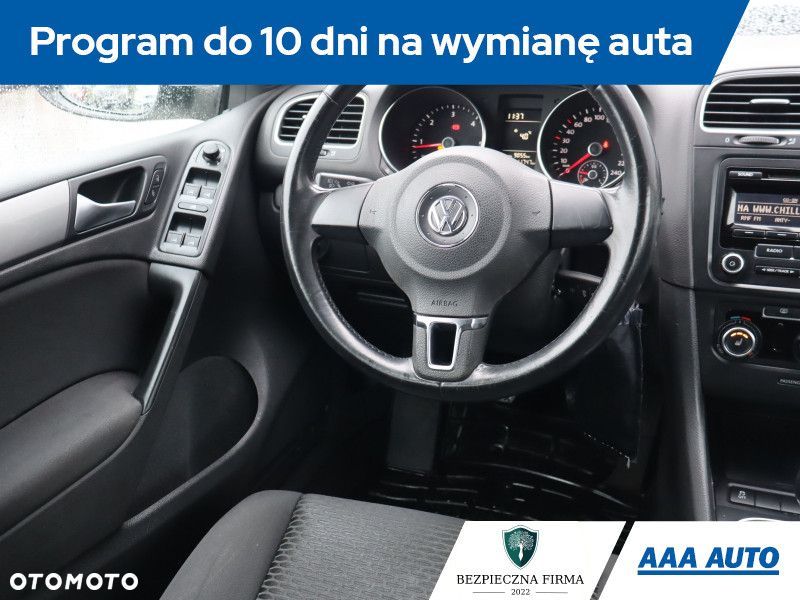 Volkswagen Golf - 9