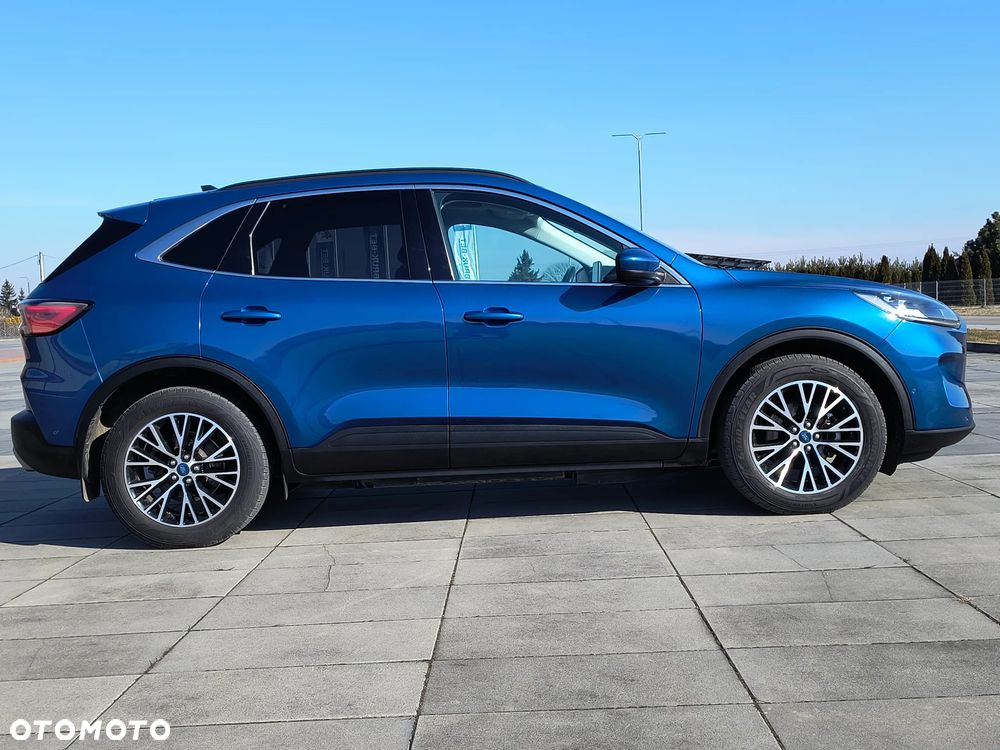 Ford Kuga - 17