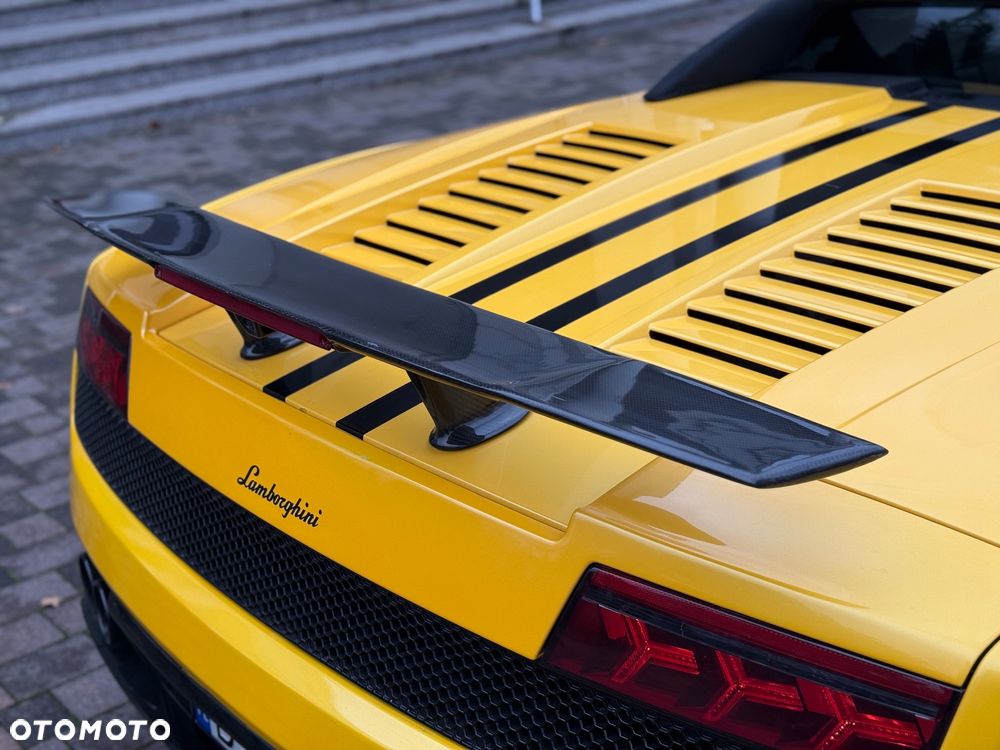 Ferrari Portofino - 5