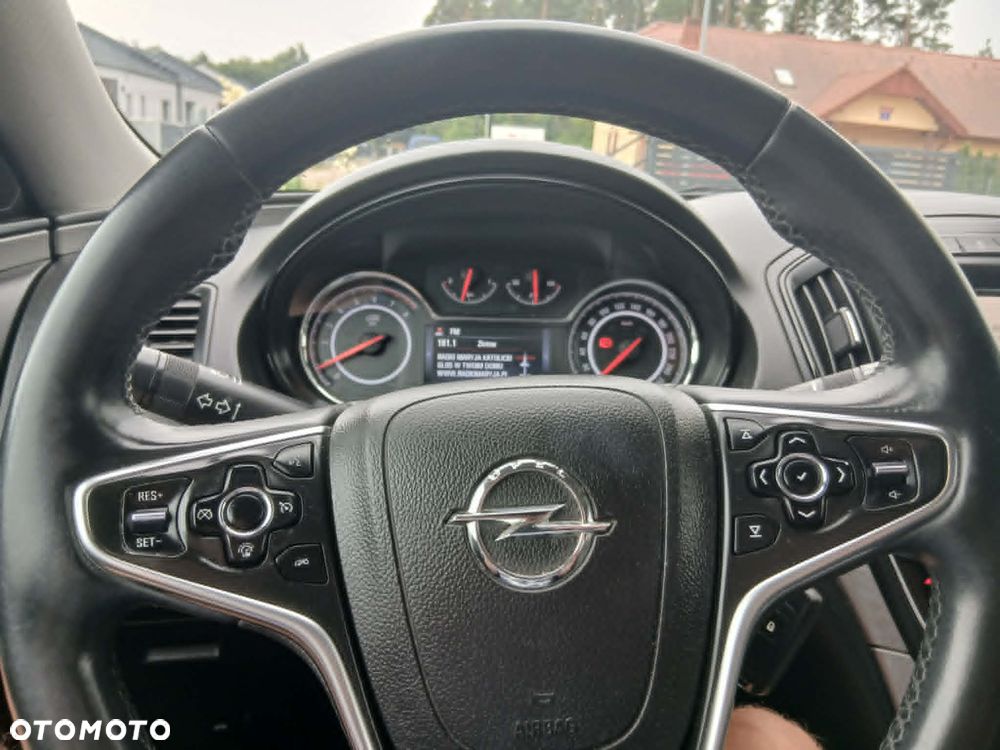 Opel Insignia 1.6 SIDI Turbo Touer Innovation - 11