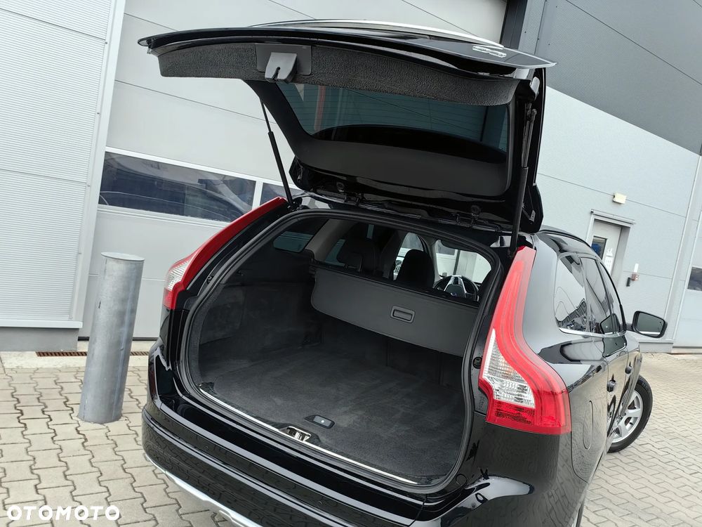 Volvo XC 60 D4 Kinetic - 26