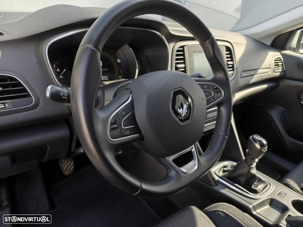 Renault Mégane Sport Tourer 1.5 dCi Zen ECO - 19