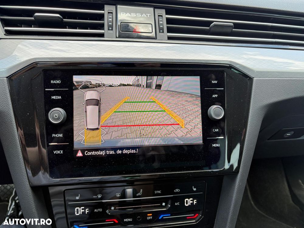 Volkswagen Passat - 13